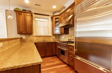 2718 N Wayne Ave unit 2, Chicago, IL 60614 - photo 4