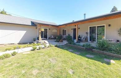 2951 Rogue River Hwy, Gold Hill, OR 97525 - photo 4