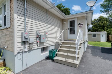 17 Camden Ave, Worcester, MA 01604 - photo 5