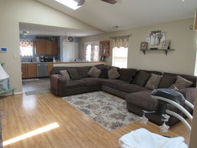 802 Springwater Rd, Kokomo, IN 46902 - photo 2