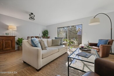 98 Valley Rd unit 6, Cos Cob, CT 06807 - photo 3