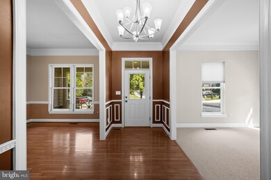 8604 Garnet Rock Gate, Laurel, MD 20723 - photo 4