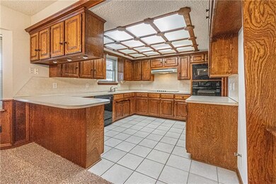 509 N Morgan Dr, Moore, OK 73160 - photo 7