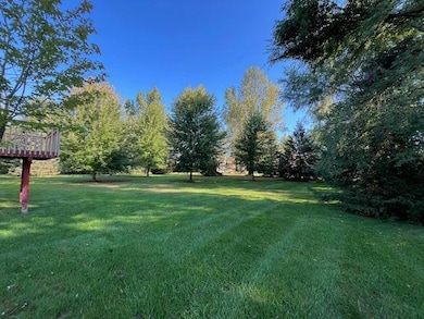 38125 Fieldstone Dr, North Branch, MN 55056 - photo 4