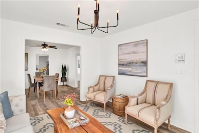 459 Pinehill Dr, Mobile, AL 36606 - photo 5