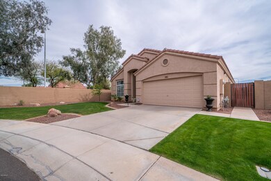Premium Corner Lot--PRIVACY!!