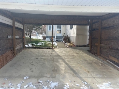 5264 I St NE, Magnolia, OH 44643 - photo 2