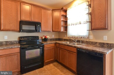 90 Fort King Dr, Colonial Beach, VA 22443 - photo 5