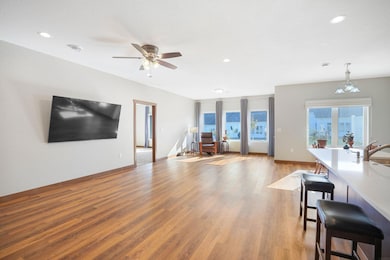 485 Autumn Ln unit 2, Cedar Falls, IA 50613 - photo 5