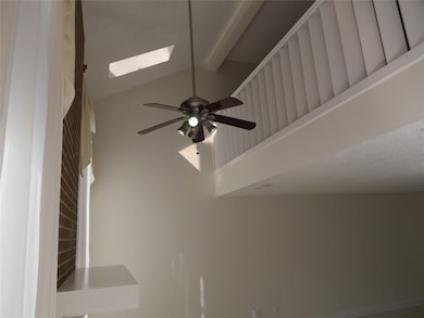 13840 Hollowgreen Dr unit 106, Houston, TX 77082 - photo 7