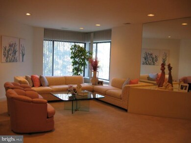 3011 Fallstaff Rd unit 205A, Baltimore, MD 21209 - photo 2