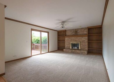 2517 Leach Dr, Naperville, IL 60564 - photo 7