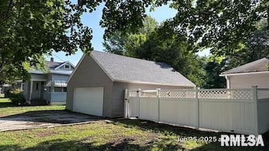 507 E Main St, Aledo, IL 61231 - photo 2