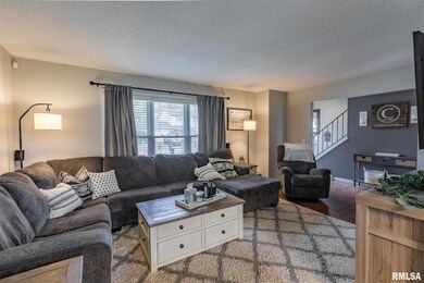 819 W 57th St, Davenport, IA 52806 - photo 4