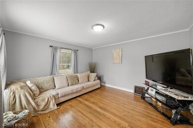 3945 Beaver Ave, Des Moines, IA 50310 - photo 3