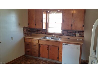 1609 22nd St NE, Canton, OH 44714 - photo 6