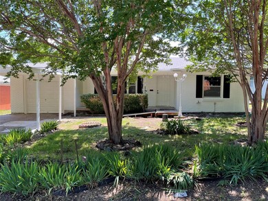 863 Sandell Dr, Fort Worth, TX 76108 - photo 3