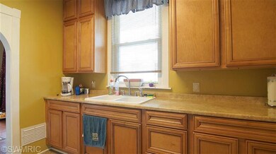 1513 Clarendon Ave, Niles, MI 49120 - photo 6