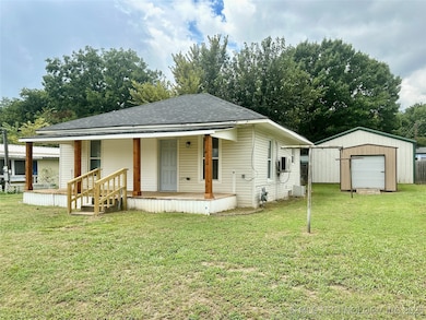 108 S Collins St, Colbert, OK 74733 - photo 3