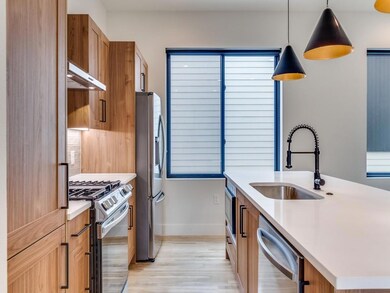 5609 Live Oak St unit 106, Dallas, TX 75206 - photo 3