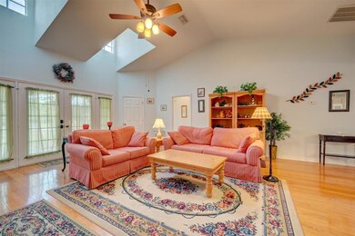 06-Living Room