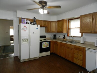 390 E Hinman Ave, Columbus, OH 43207 - photo 7