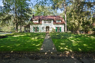 2 W Royal Forest Boulevard