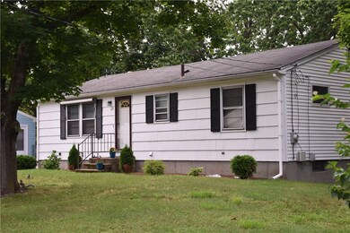 115 Zinnia Dr, Cranston, RI 02920 - photo 3