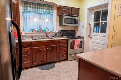 8805 Turnbull Ave, Henrico, VA 23229 - photo 4