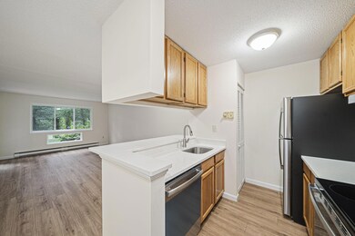 100 Fletcher Ln unit E, Brewster, MA 02631 - photo 4