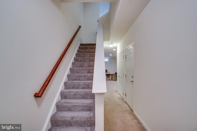 16776 Blackjack Oak Ln, Woodbridge, VA 22191 - photo 4