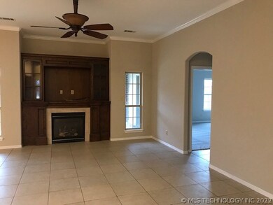 3305 E Fairmont St, Broken Arrow, OK 74014 - photo 2