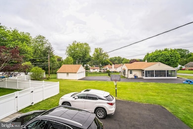 2027 S Park Way, Broomall, PA 19008 - photo 6