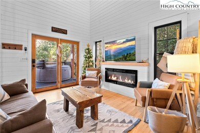 100 Bear Den Mountain View Dr, Marion, NC 28752 - photo 3