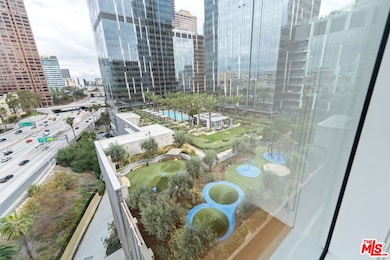 Metropolis Los Angeles - Tower I unit 1508, Los Angeles, CA 90017 - photo 4