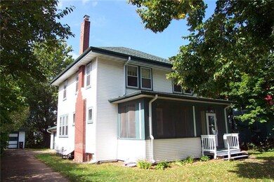509 11th St E, Menomonie, WI 54751 - photo 2