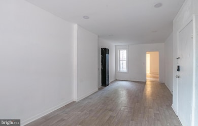 741 N 8th St, Reading, PA 19604 - photo 5