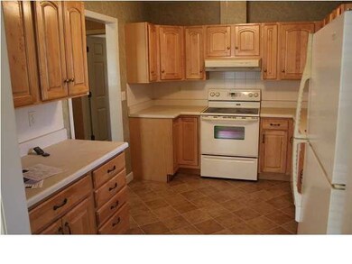 Brand new floor in kitchen!