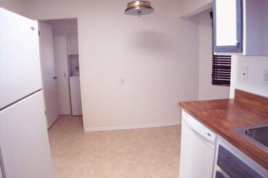 11006 W Santa fe Dr, Sun City, AZ 85351 - photo 5