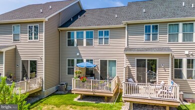 247 Kestrel Ct, Kennett Square, PA 19348 - photo 4