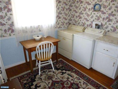 419 S New Ardmore Ave, Broomall, PA 19008 - photo 4