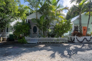711 Galveston Ln, Key West, FL 33040 - photo 2