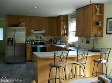 14445 Rock Point Rd, Newburg, MD 20664 - photo 4