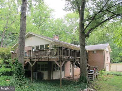 821 Empress Ct, Alexandria, VA 22308 - photo 2