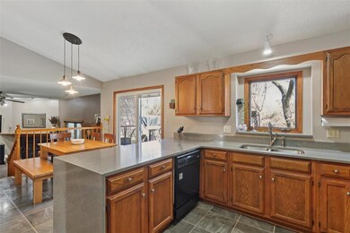 3619 SW 34th St, Des Moines, IA 50321 - photo 5