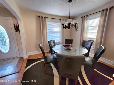 370 N Hyde Park Ave, Scranton, PA 18504 - photo 7