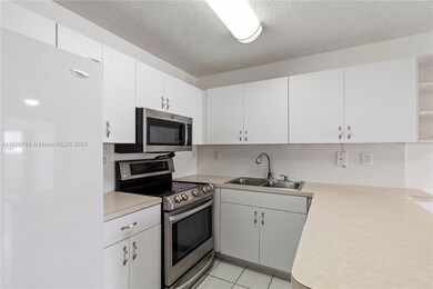 7680 SW 153rd Ct unit 105, Miami, FL 33193 - photo 7