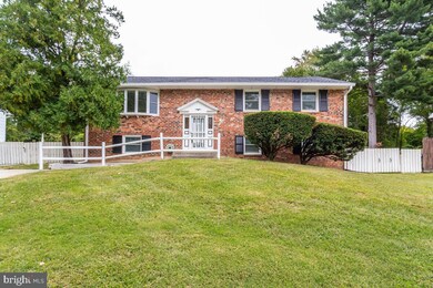 406 Millwoof Dr, Capitol Heights, MD 20743 - photo 2