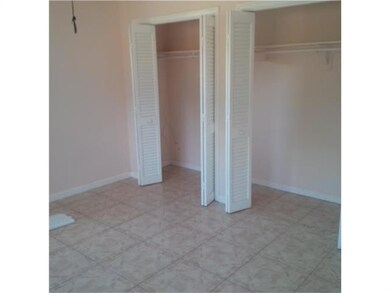 400 SE 3rd Ave unit 202, Hallandale Beach, FL 33009 - photo 3