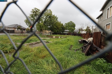 1602 S Sutter St, Stockton, CA 95206 - photo 2